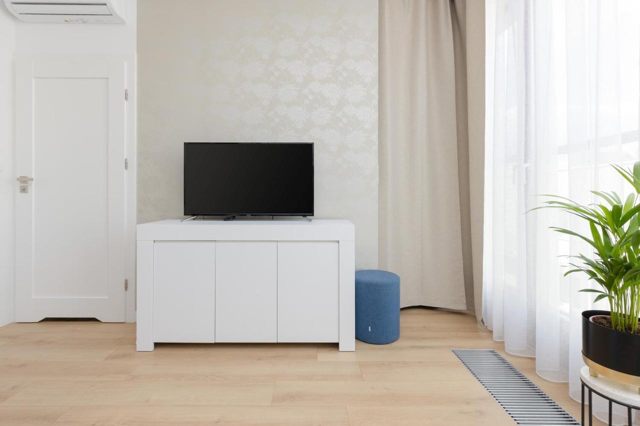 Warszawa Srodmiescie Bonifraterska Apartments By Noclegi Renters المظهر الخارجي الصورة